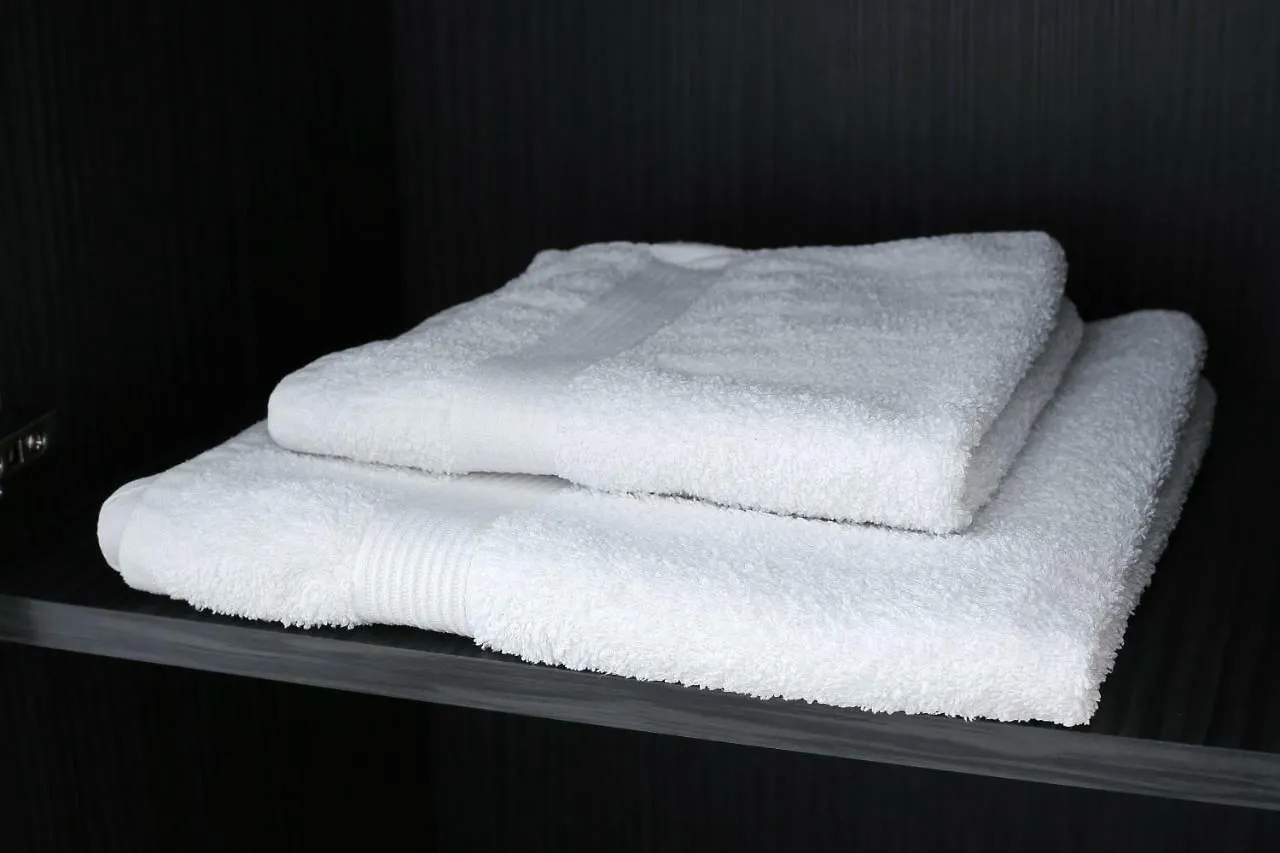 Black&White Apartment In Smart Plaza Kyjev Ukrajina