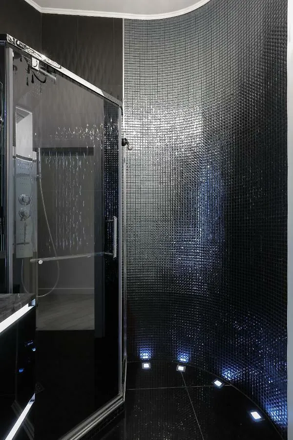 Black&White Apartment In Smart Plaza Kyjev